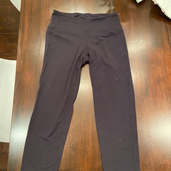 Black Athleta Capris Leggings - Picture 3 of 3